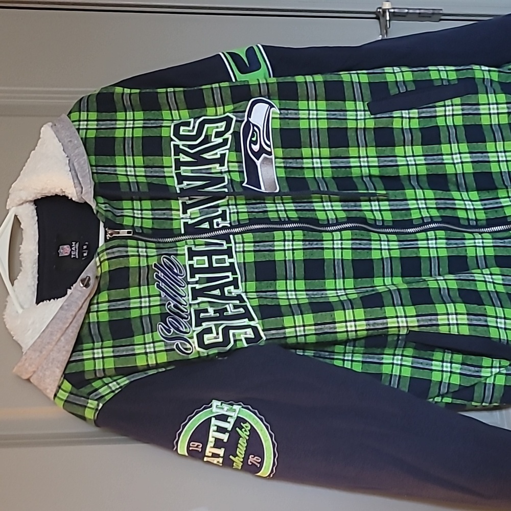 Seahawks Jacket - Picture 2 of 8